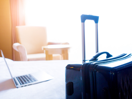 Зимние наборы для командировок: от power-банка до чехла для документов